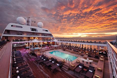 Luxury Onboard: Exclusive Suites, Fine Dining, and Premium Services