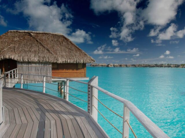 802046 Island Exotic Bore Bora Tropical Bungalow Lagoon 640x480