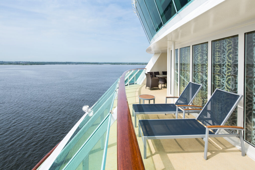 RCI GR RoyalFamSuiteAft8084 BalconyR 1024x683