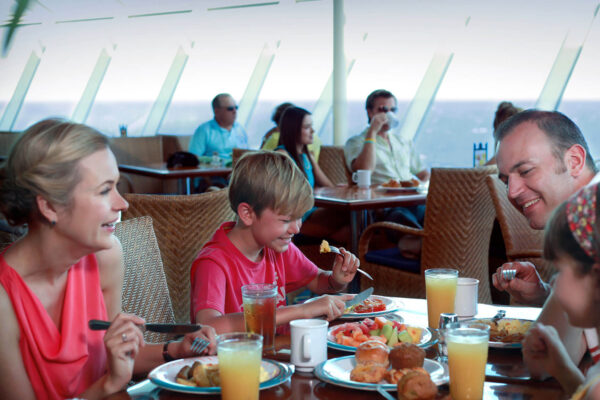 Royal Caribbean Independance Of The Seas Interior New Windjammer 600x400