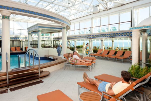 Royal Caribbean International Grandeur Of The Seas Interior Solarium 060F 600x400