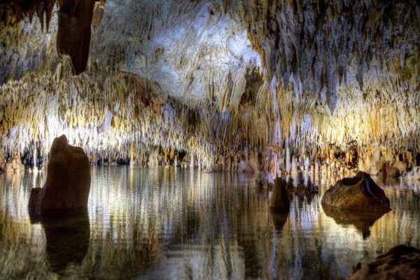 Ultimate Things To Do Cayman Islands Crystal Caves 600x400