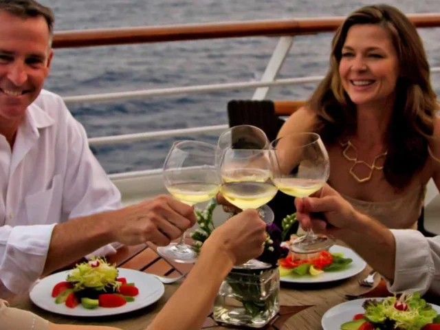 A246561c7187f62972061186128e422d 1 640x480