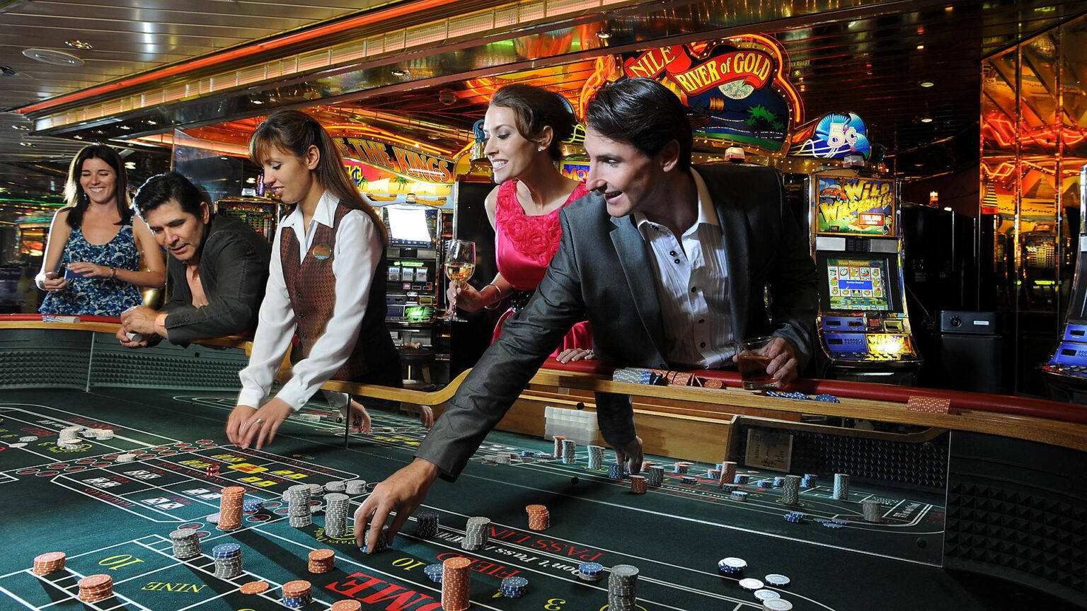 Gradeur Of The Seas Casino Roulette Gambling 1536x864 1