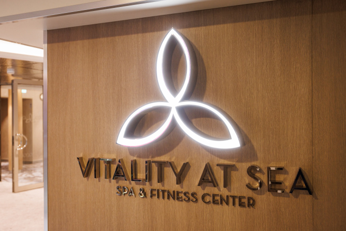 Low 1723139768 UT24r 1160